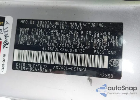 2010 Toyota Camry Le z USA, uszkodzony, nr VIN 4T1BF3EK3AU028027